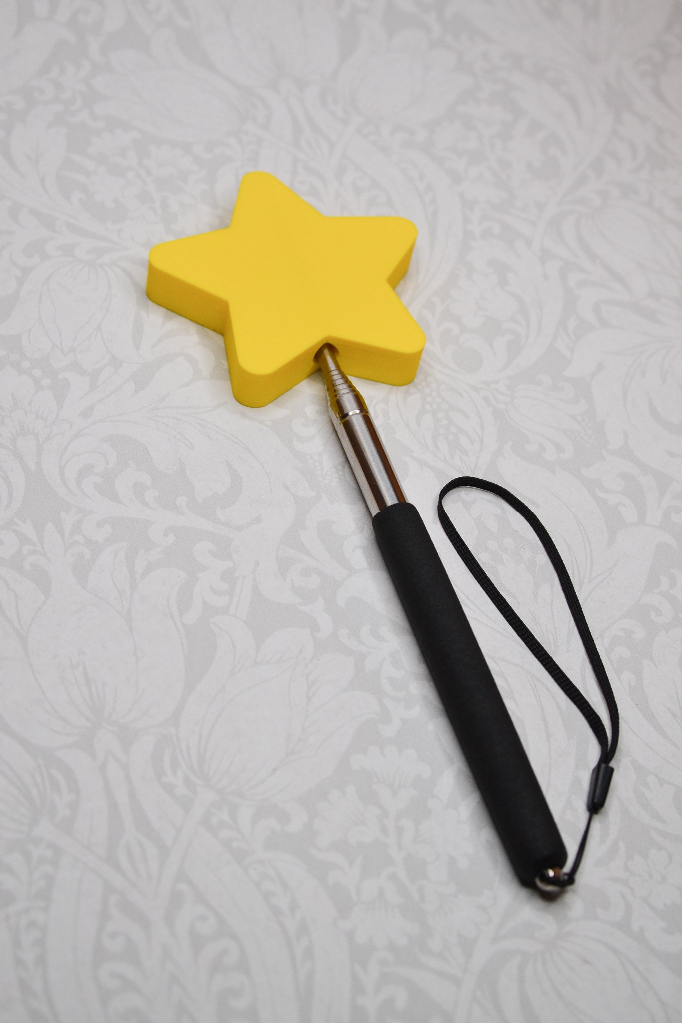 Telescopic Star - Yellow
